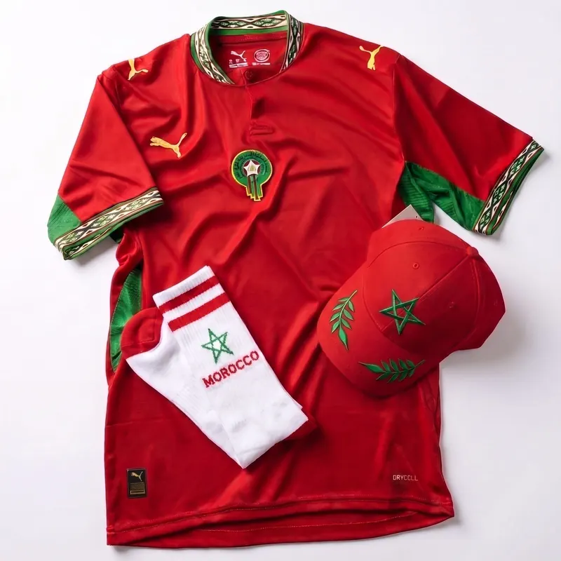 Pack أسود الأطلس. قميص المنتخب المغربي توني 2026, مع قبعة و جوارب